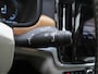 Volvo V90 2.0 T8 AWD Inscription | Panoramadak | Massage | Pilot Assist | HUD | Leder | Keyless | 360 | BLIS | Carplay