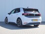 Volkswagen ID.3 204pk First Plus 58 kWh | Steunhaak | Navigatie | Achteruitrijcamera