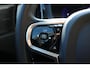 Volvo XC60 T8 Plug-in hybrid AWD Ultimate Bright | Panoramadak | Verwarmbare voorstoelen en stuurwiel | Premium audio by Harman Kardon | Head up display | Adaptieve cruise control | Apple carplay/Android auto