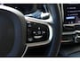 Volvo XC60 T8 Plug-in hybrid AWD Ultimate Bright | Panoramadak | Verwarmbare voorstoelen en stuurwiel | Premium audio by Harman Kardon | Head up display | Adaptieve cruise control | Apple carplay/Android auto