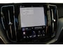 Volvo XC60 T8 Plug-in hybrid AWD Ultimate Bright | Panoramadak | Verwarmbare voorstoelen en stuurwiel | Premium audio by Harman Kardon | Head up display | Adaptieve cruise control | Apple carplay/Android auto