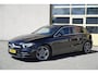 Mercedes-Benz A-klasse 180 Automaat! 5drs AMG Business Solution BJ2020 Lmv 18" | Led V+A | Pdc | Achteruitrijcamera | Navi | Virtual cockpit | Climate control | Cruise control | Sportstoelen | Sportstuur | Verwarmde voorstoelen | Zwarte hemel | Getint glas