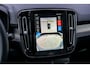 Volvo EC40 Single Motor Extended Range Ultra Europa Black Editon | 360 graden camera | Harman/Kardon | Warmtepomp | Electrische stoelen | Blis | Adaptive Cruisecontrol | Pilot Assist | Panoramadak | Metalic lak