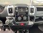 Fiat Ducato 35H 2.3 MultiJet L2H1 DC Airco Trekhaak 3000kg trekgewicht Stuurwielbediening Gereedschapskist Telefoonverbinding open laadbak Pick-up 7-Persoons p-up Bakwagen Euro 6