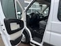 Fiat Ducato 35H 2.3 MultiJet L2H1 DC Airco Trekhaak 3000kg trekgewicht Stuurwielbediening Gereedschapskist Telefoonverbinding open laadbak Pick-up 7-Persoons p-up Bakwagen Euro 6