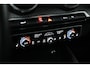 Audi Q2 35 TFSI Edition one | Panoramadak | Leder | Stoelverwarming | Navigatie | Achteruitrijcamera | Airco (automatisch) | Apple Carplay/Android Auto|telefoonintegratie premium