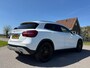 Mercedes-Benz GLA 180 Business Solution Automaat | Panoramadak | Apple CarPlay/Android Auto | H-Leder | 18" Velgen | LED |