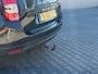 Dacia Duster 1.2 TCe 4x2 Lauréate - Noir Nacre - Cruise/Trekhaak/Airco