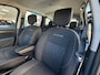 Dacia Duster 1.2 TCe 4x2 Lauréate - Noir Nacre - Cruise/Trekhaak/Airco