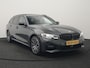 BMW 3-Serie Touring 330e M Sport 293pk Dealer O.H. Dravitgrau | Panodak | Adaptive Cruise | Camera | Lederen Sportstoelen Memory & Verwarmd | Sfeerverlichting | Stuur Verwarmd | Hifi Audio | Blis | Keyless | Apple Carplay | Plug In Hybrid |