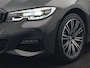 BMW 3-Serie Touring 330e M Sport 293pk Dealer O.H. Dravitgrau | Panodak | Adaptive Cruise | Camera | Lederen Sportstoelen Memory & Verwarmd | Sfeerverlichting | Stuur Verwarmd | Hifi Audio | Blis | Keyless | Apple Carplay | Plug In Hybrid |