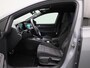 Volkswagen Golf 1.4 eHybrid GTE | 245 PK | Automaat | Panorama Dak | Bergamo Velgen | Stoel en Stuurverwarming | Camera | Parkeersensoren | Sfeerverlichting |