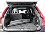 Volvo XC90 2.0 T8 Recharge AWD R-Design | Long range | Trekhaak | Luchtvering | Harman & Kardon | Panorama dak | Stoel/stuurverwarming | 22" | Adaptieve cruise control |