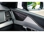 Volvo XC90 2.0 T8 Recharge AWD R-Design | Long range | Trekhaak | Luchtvering | Harman & Kardon | Panorama dak | Stoel/stuurverwarming | 22" | Adaptieve cruise control |