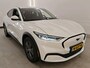 Ford Mustang Mach-E 75 kWh 269pk RWD | SOH 92% | Leder | Stoelverwarming | CarPlay | Keyless | Camera | PDC V+A | ACC | 18" | LED