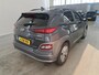 Hyundai Kona Electric 64 kWh 204pk EV Premium | SOH 100% | Leder | Stuur- en Stoelverwarming | CarPlay | Camera | PDC V+A | 17" | ACC | LED