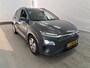 Hyundai Kona Electric 64 kWh 204pk EV Premium | SOH 100% | Leder | Stuur- en Stoelverwarming | CarPlay | Camera | PDC V+A | 17" | ACC | LED