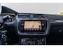 Volkswagen Tiguan 1.5 TSI ACT Highline Business R | Pano | Camera