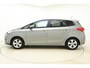 Kia Carens 1.6 GDi Business Pack 135pk | 7 Persoons | Trekhaak | Climate Control | Camera | Navigatie | Lichtmetalen Velgen | Parkeersensoren