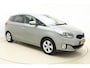 Kia Carens 1.6 GDi Business Pack 135pk | 7 Persoons | Trekhaak | Climate Control | Camera | Navigatie | Lichtmetalen Velgen | Parkeersensoren