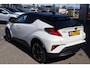 Toyota C-HR / C-HR+ 1.8 HYBRID GR-SPORT 19"LM-VELGEN 1e EIGENAAR NL-AUTO STOELVERW. LED JBL-AUDIO P-SENSOREN APPLE/ANDROID 19"LMV