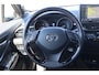 Toyota C-HR / C-HR+ 1.8 HYBRID GR-SPORT 19"LM-VELGEN 1e EIGENAAR NL-AUTO STOELVERW. LED JBL-AUDIO P-SENSOREN APPLE/ANDROID 19"LMV