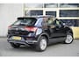 Volkswagen T-Roc 1.5 TSI 150PK! Style Business BJ2021 Lmv 16" | Led | Pdc | Elek. achterklep | Trekhaak | App-Connect | Navi | Airco | Cruise control | Getint glas