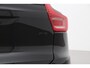 Volvo XC40 B3 Ultra Black Edition | Panoramadak | ACC | Trekhaak | 360° Camera | Stoel+Stuurverwarming