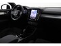 Volvo XC40 B3 Ultra Black Edition | Panoramadak | ACC | Trekhaak | 360° Camera | Stoel+Stuurverwarming