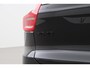 Volvo XC40 B3 Ultra Black Edition | Panoramadak | ACC | Trekhaak | 360° Camera | Stoel+Stuurverwarming