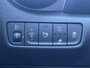 Hyundai Kona Electric EV Fashion 64 kWh / 100% SOH/ NL auto / Cruise Control Adaptief / Lane Assist / Dode Hoek Detectie / Keyless Entry & Start / Apple Carplay & Android Auto / Navigatie / Lichtmetalen Velgen 17" / Head-Up Display /