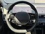 Hyundai Ioniq 5 Connect 77.4 kWh Automaat / Fabrieksgarantie tot 02-2028 / 8 jaar Batterijgarantie / Warmtepomp / dealer onderhouden / Elektrische stoelen/Achterklep / Apple Carplay/Android Auto / Stuur-, stoelverwarming / 19”  LM /