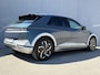 Hyundai Ioniq 5 Connect 77.4 kWh Automaat / Fabrieksgarantie tot 02-2028 / 8 jaar Batterijgarantie / Warmtepomp / dealer onderhouden / Elektrische stoelen/Achterklep / Apple Carplay/Android Auto / Stuur-, stoelverwarming / 19”  LM /