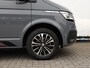 Volkswagen California Beach 2.0 TDI 150 pk Automaat | Navigatie | Airco | ACC | App connect | LED |  Stoelverwarming | Alarm | DAB+ | PDC | 17" LM velgen | Trekhaak |