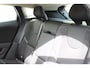 Volvo V40 T2 Polar+ | Verwarmbare voorstoelen | Climate control | Cruise control | 16 inch Lichtmetalen velgen | Binnenspiegel automatisch dimmend | Navigatiesysteem full map + hard disk | Stof/kunstlederen bekleding