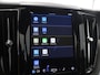 Volvo XC60 2.0 T6 Plug-in hybrid AWD Plus Dark | Panoramadak | Digitaal Dashboard | Contourstoelen | Stoelverwarming V + A | Camera | DAB | Apple CarPlay/Android Auto | Stuurverwarming | Adaptieve Cruise Control | Ele. kofferdeksel | Ele. verstelbare stoel + geheugen | Ele. trekhaak |