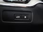Volvo XC60 2.0 T6 Plug-in hybrid AWD Plus Dark | Panoramadak | Digitaal Dashboard | Contourstoelen | Stoelverwarming V + A | Camera | DAB | Apple CarPlay/Android Auto | Stuurverwarming | Adaptieve Cruise Control | Ele. kofferdeksel | Ele. verstelbare stoel + geheugen | Ele. trekhaak |