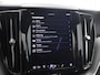 Volvo XC60 2.0 T6 Plug-in hybrid AWD Plus Dark | Panoramadak | Digitaal Dashboard | Contourstoelen | Stoelverwarming V + A | Camera | DAB | Apple CarPlay/Android Auto | Stuurverwarming | Adaptieve Cruise Control | Ele. kofferdeksel | Ele. verstelbare stoel + geheugen | Ele. trekhaak |