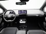 MG MG4 Long Range 64kWh Luxury | Navigatie | Parkeersensoren & Camera | Elektrische stoelen |