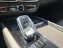 Volvo XC60 2.0 T6 Plug-in hybrid AWD Ultra Black Edition | Elektrisch glazen panorama-dak | 360 graden camera | Head-up display