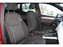 SEAT Arona 1.0-115pk TSI Xcellence Business Intense AUTOMAAT ! Gun uzelf het plezier en comfort van een automaat ! Autm. airco dual, cruise cntrl, LM wielen, keyless entry-keyless go, camera, parkeersensoren v en a, dodehoek ass., LED verl., navigatie, telefoonvoorb. etc