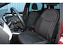 SEAT Arona 1.0-115pk TSI Xcellence Business Intense AUTOMAAT ! Gun uzelf het plezier en comfort van een automaat ! Autm. airco dual, cruise cntrl, LM wielen, keyless entry-keyless go, camera, parkeersensoren v en a, dodehoek ass., LED verl., navigatie, telefoonvoorb. etc