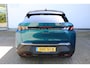 Peugeot 3008 1.2 Hybrid 145 GT Exclusive | Incl. 12 maanden Garantie | 1e Eigenaar | Stoelmassage | Afneembare trekhaak | 360* Camera | Elektrisch verstelbare stoelen met memory | Stoelverwarming Voor + Achter | Keyless Go | Elektrische kofferbakklep | Draadloze telefoonlader | Adaptive cruise | Climate controle | Origineel NL Auto | NAP |