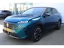 Peugeot 3008 1.2 Hybrid 145 GT Exclusive | Incl. 12 maanden Garantie | 1e Eigenaar | Stoelmassage | Afneembare trekhaak | 360* Camera | Elektrisch verstelbare stoelen met memory | Stoelverwarming Voor + Achter | Keyless Go | Elektrische kofferbakklep | Draadloze telefoonlader | Adaptive cruise | Climate controle | Origineel NL Auto | NAP |