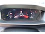 Peugeot 2008 1.2 PureTech Blue Lease Allure O.a: PDC, Camera, Leder, Pano, Trekhaak, Stoelverw, Etc. All-in prijs!