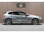BMW 1-Serie 118i M-Sport Pano HUD HK Muziek Kuipstoelen BTW
