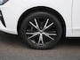 MG MG5 Standard Range Luxury 50 kWh | Apple Carplay / Android Auto | Achteruitrijcamera | Parkeersensoren | Stoelverwarming |
