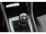 Skoda Karoq 1.5 TSI ACT Style Business / Trekhaak / Camera / Keyless / CarPlay / 18'' / Canton Audio / DAB / Stoelverwarming / Cruise Control Adaptief