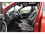 BMW X1 xDrive20i High Executive / Trekhaak / Panoramadak / Head-up / Leder / 19'' / Navigatie / Stoelverwarming / Sportstoelen / DAB / Cruise Control