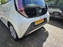 Toyota Aygo 1.0 VVT-i x-play | 1E EIGENAAR | 12MND GARANTIE | AIRCO | LMV | NW APK |